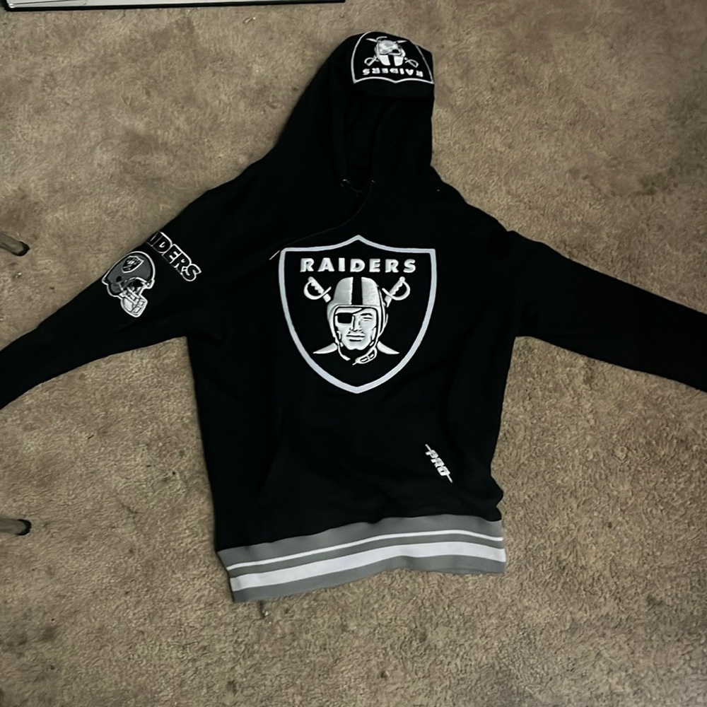 Raiders Pro Standard embroidered hoodie